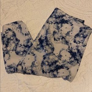 EUC Gap Fit High Rise Blackout 7/8 Leggings